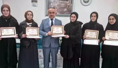 Bayburt’ta Hafızlık Belgeleri Takdim Töreni Düzenlendi
