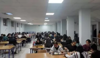 Kaymakam Mustafa Maslak, Öğrencilerle İftar Yemeğinde Bir Araya Geldi