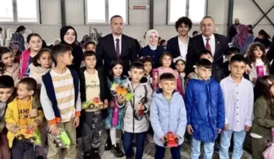 Bayram Coşkusu Samanköy Konteyner Kent’te Yaşandı