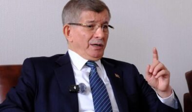Davutoğlu’nun partisinde bir istifa daha! 2 arkadaşının yanına gidiyor