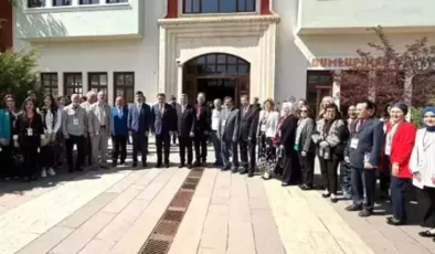 Ege Bölgesi Dilcileri Sürekli Çalıştayı Kütahya’da Düzenlendi